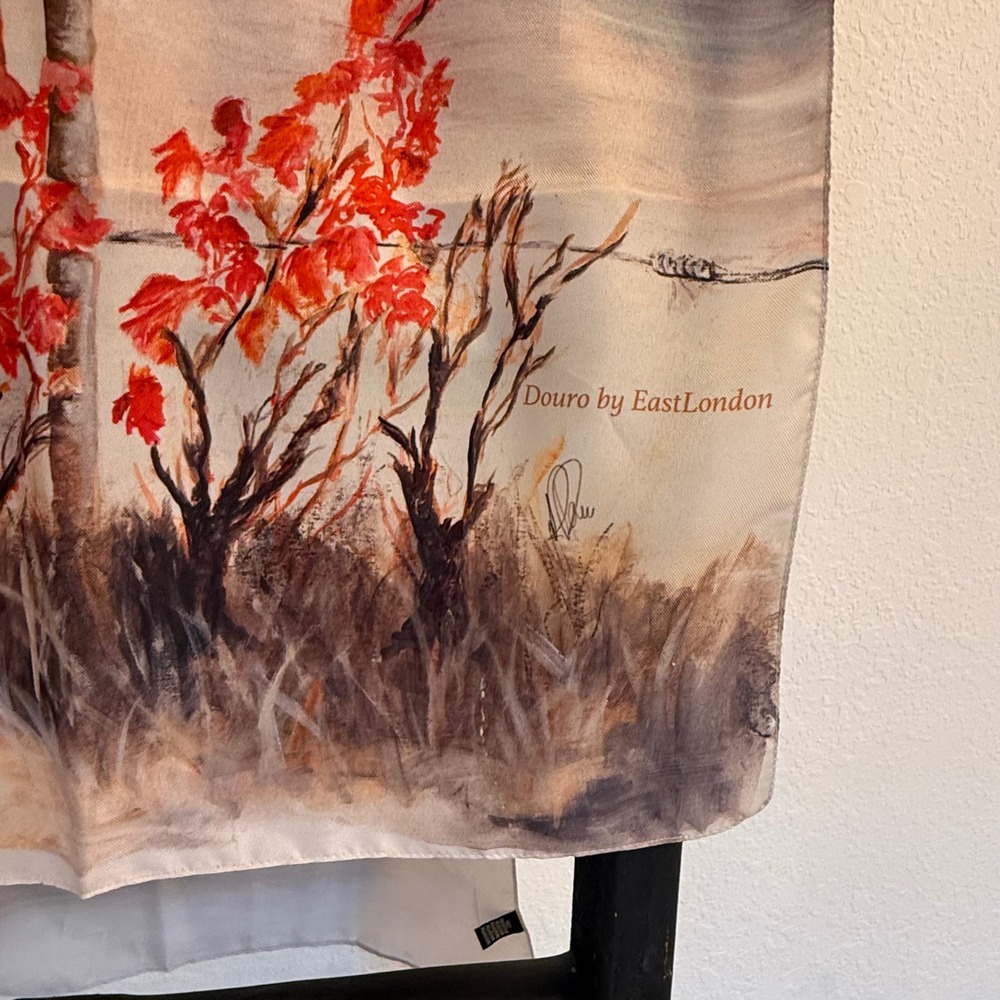 Douro East London Scarf Watercolor Landscape Art Shawl Wrap Travel‎ - Picture 2 of 4